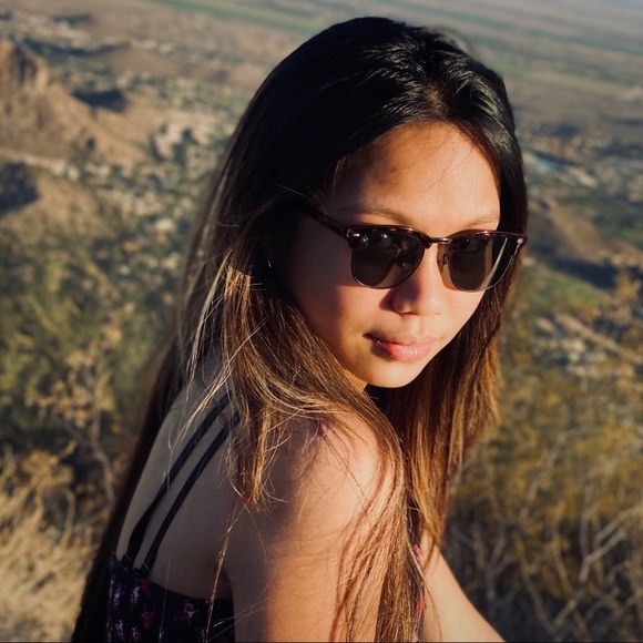 Meet your Posher, Leonerose - Picture 1 of 1